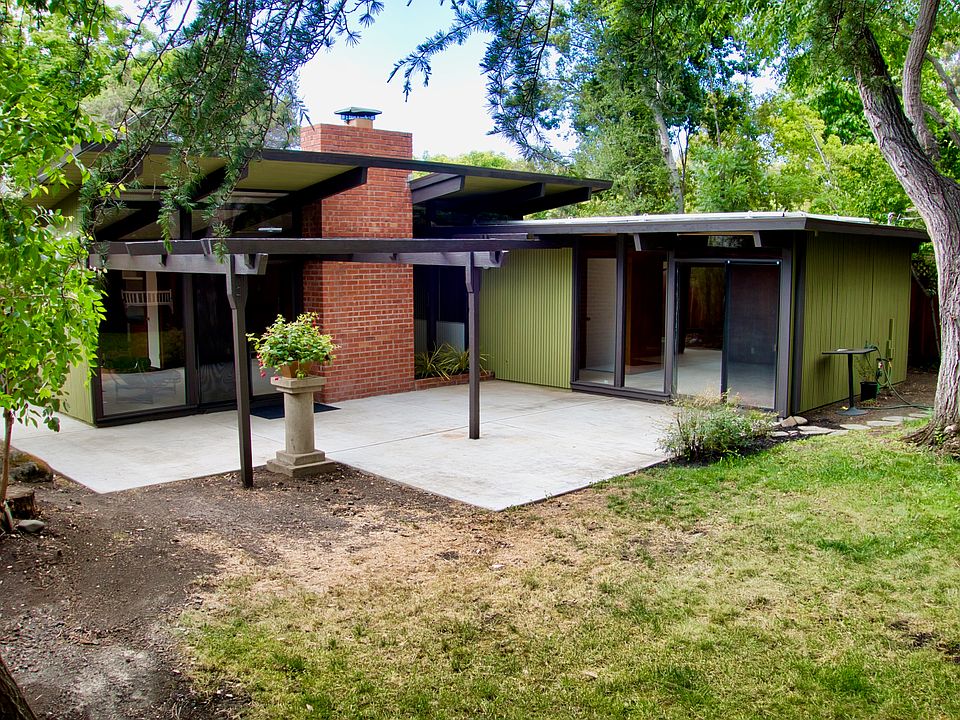 1st image of 3792 Redwood Cir