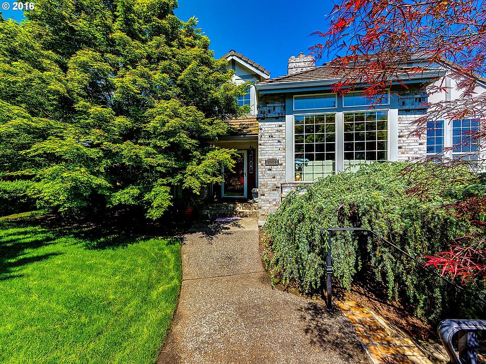 1st image of 2904 NE 157th St