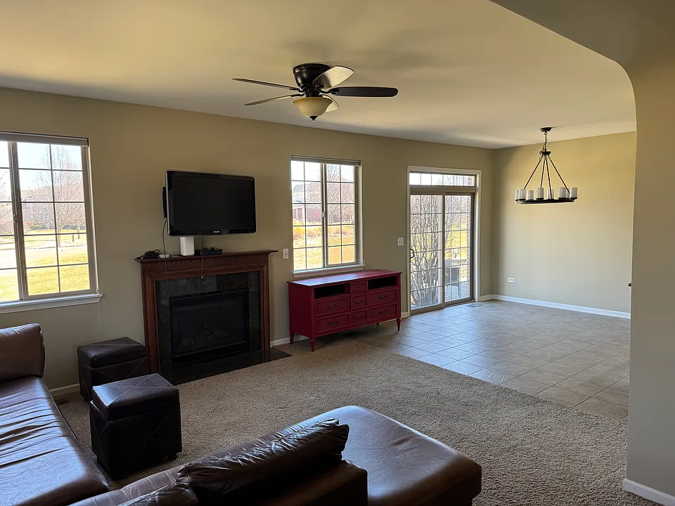 Main Living Room with Eating Area