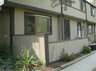 11635 Harbour Light Dr #1635, North Royalton, OH 44133