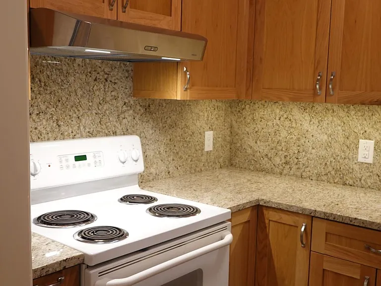 254 E Rosewood Ave #2 — Photo 8