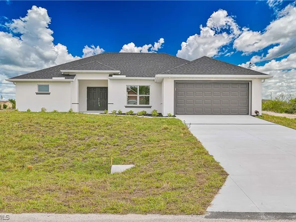 2125 NE 5th Place Cpe, Coral, FL 33909