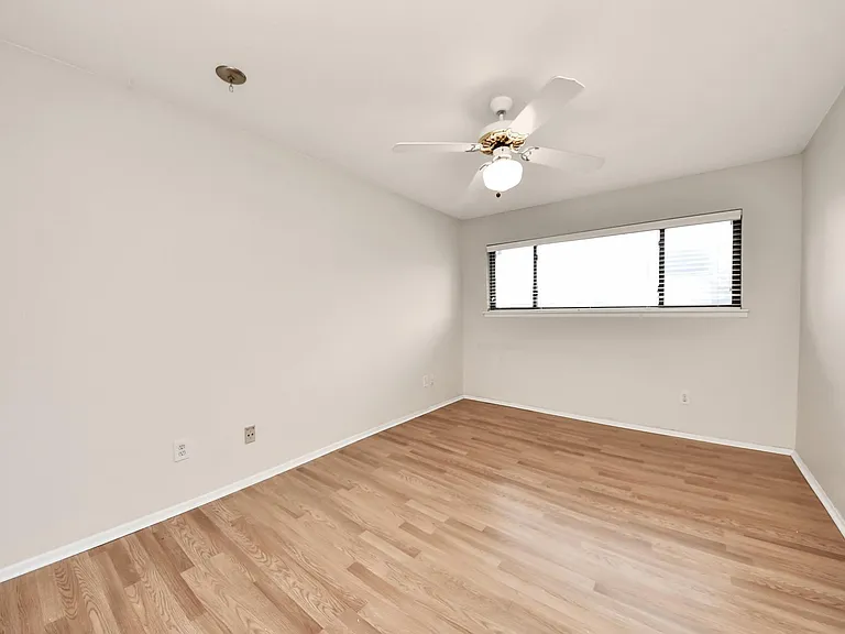 2588 Bering Dr — Photo 27