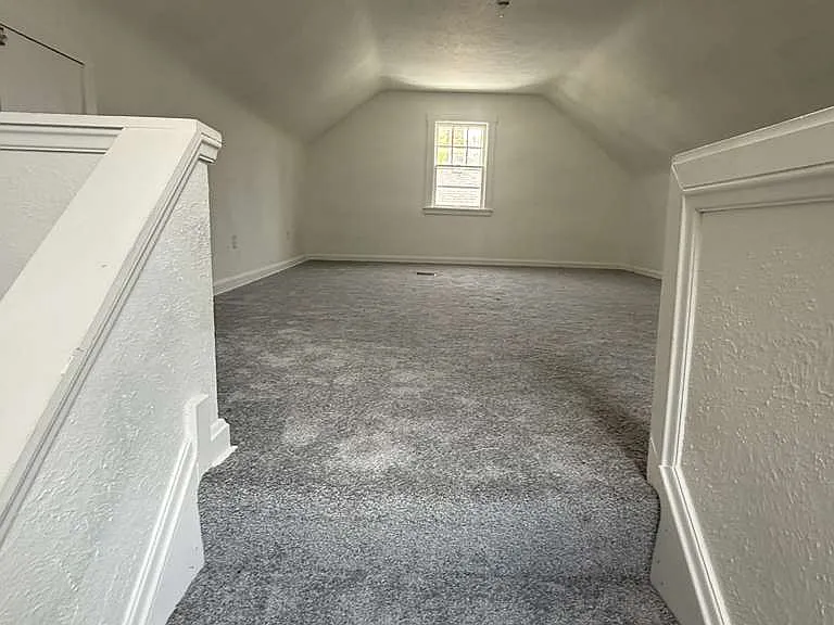 11209 Langton Ave — Photo 11