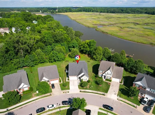 2511 Saint Martin Dr, Suffolk, VA 23434