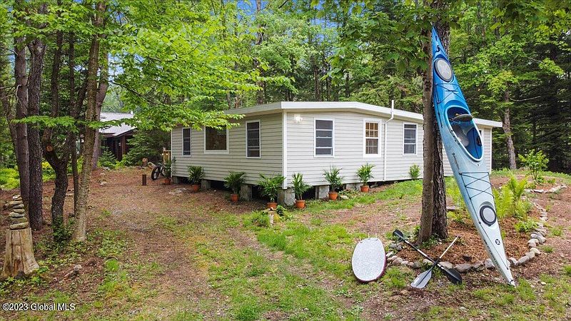 5th image of 161 Crooked Trail