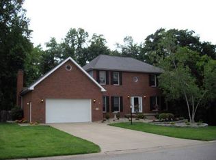 1109 Greenmont Cir, Vienna, WV