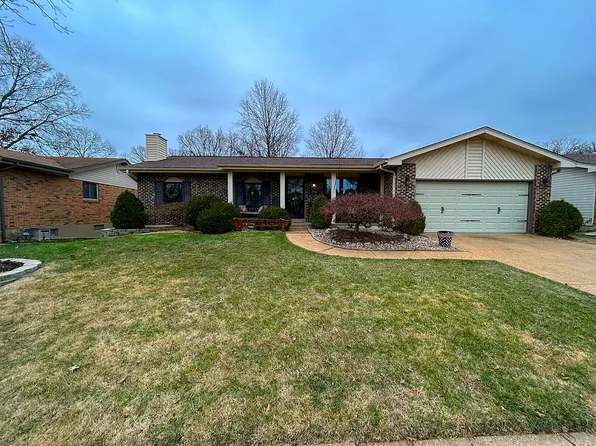 2334 Pierwood Dr, Saint Louis, MO 63129