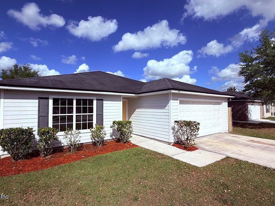 1st image of 5462 VILLAGE POND Court