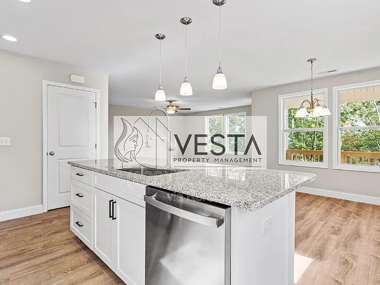 474 Hague Dr — Photo 19