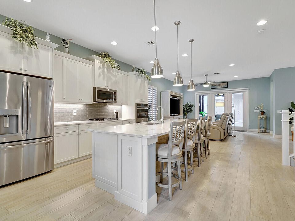 1st image of 1121 Faulkner Terrace