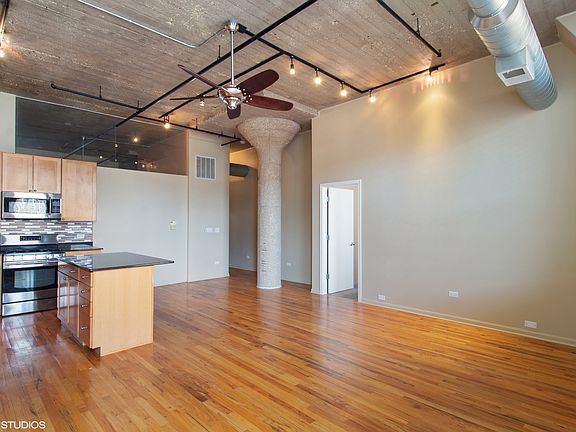 4th image of 758 N Larrabee St APT 623