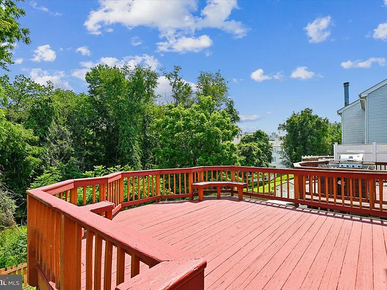 17 Ruddington Ct — Photo 14
