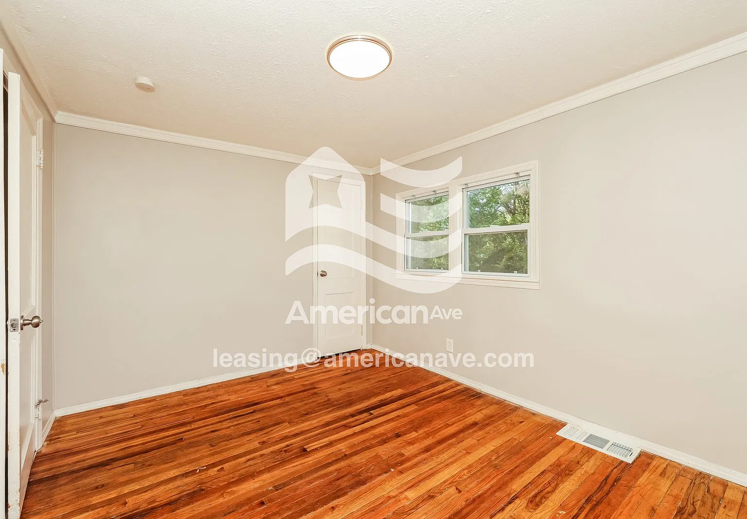 3 bed, 1.0 bath, 1030 sqft, $1,197 — Photo 4