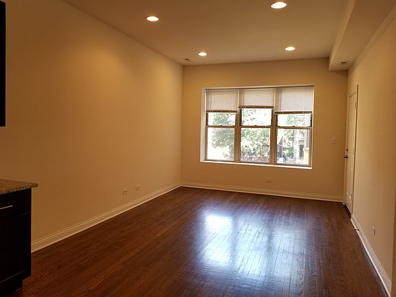 2nd image of 1263 W Carmen Ave #3