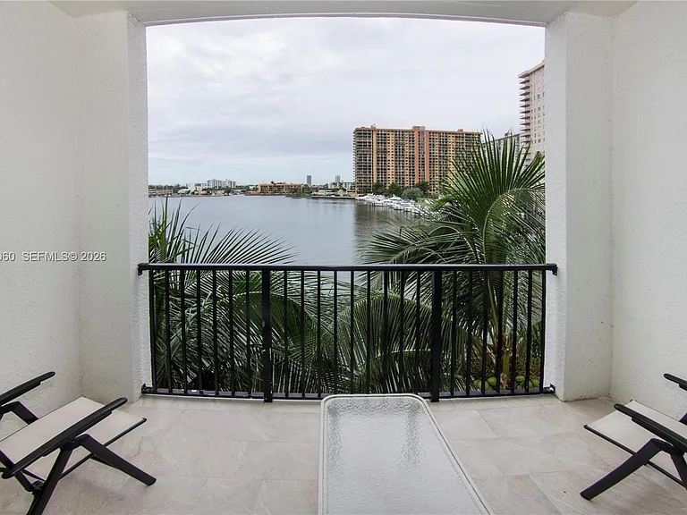 17150 N Bay Rd #2408 — Photo 28