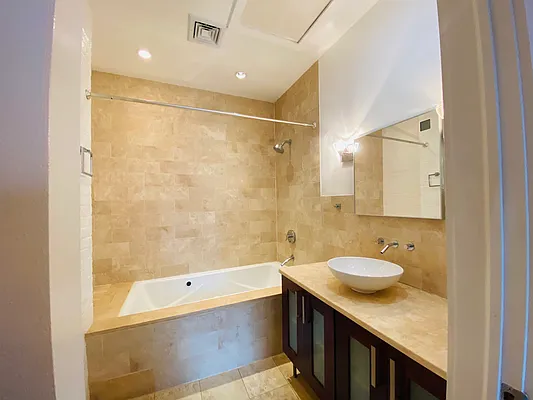 Rented by Aventana | media 9
