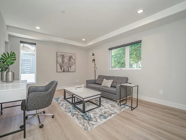 2115 Holly Dr #2115 — Photo 4
