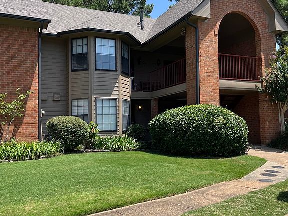 4th image of 6654 Pondside Cir #1