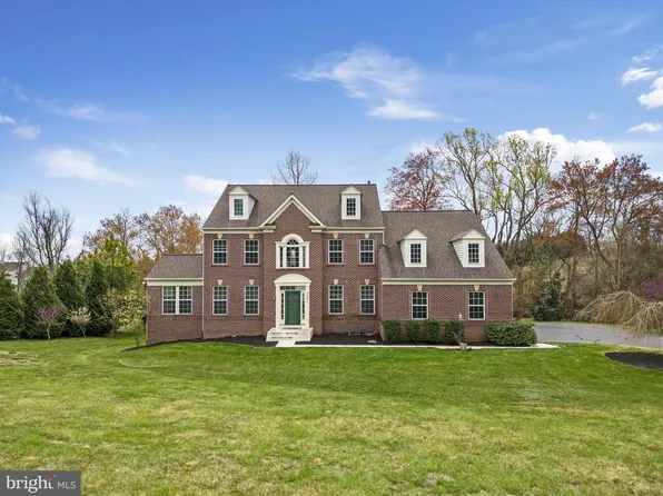 42041 Glynn Tarra Pl, Leesburg, VA 20176