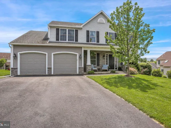 16 Marlin Ave, Wernersville, PA 19565