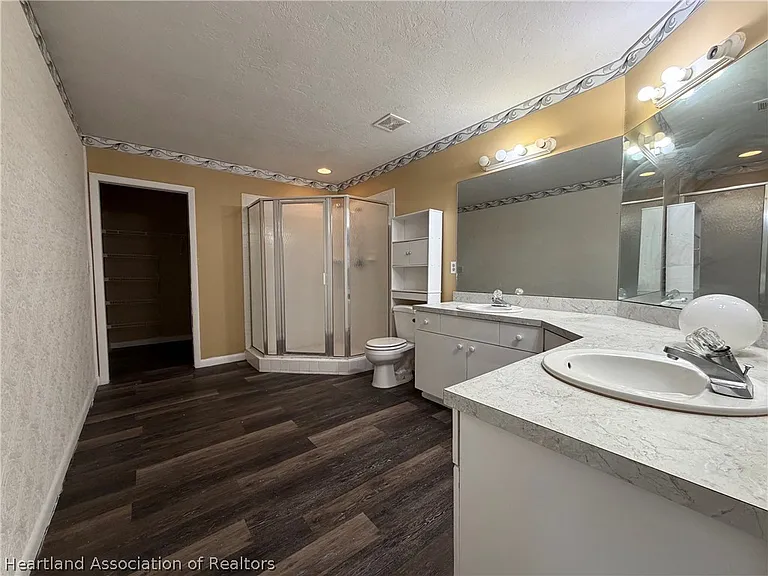 123 Friendly Cir — Photo 12