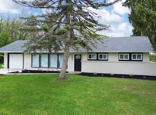 1043 Lask Dr, Flint, MI 48532