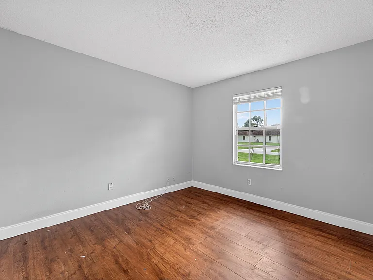 6956 NW Jorgensen Rd — Photo 16