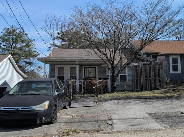 2046 Countryhill Ln, Knoxville, TN 37923