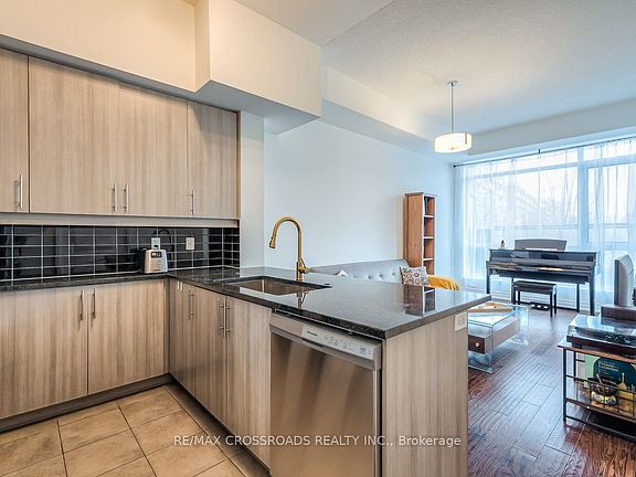 4th image of 8110 Birchmount Rd #203