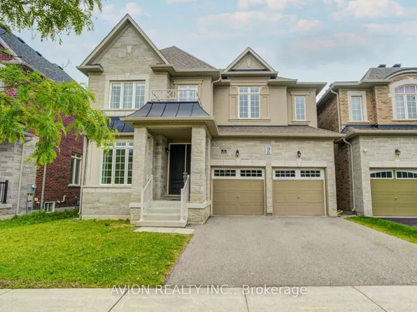 102 Joseph Hartman Cres, Aurora, ON L4G 1C9