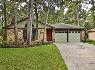 98 E Misty Breeze Cir, Spring, TX 77381