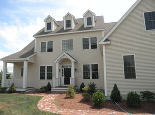 11 Randall Rd, Berlin, MA 01503