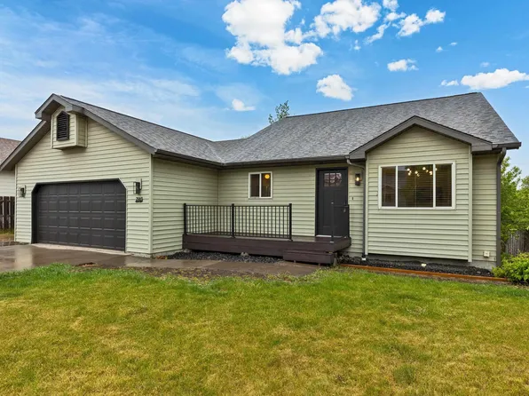 2383 Hillside Dr, Sturgis, SD 57785