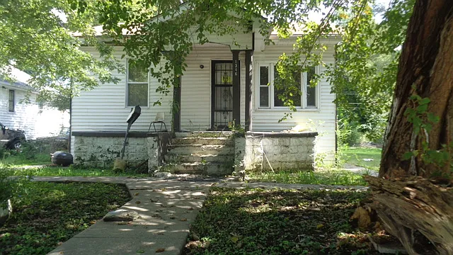 1346 N 41st St photo 1