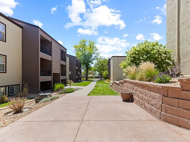 Sterling Heights — Photo 20