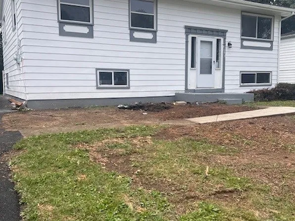 4669 Burkey Rd, Youngstown, OH 44515