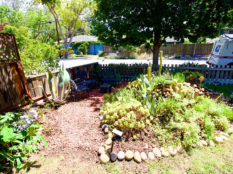 212 Gilbert Ave — Photo 34