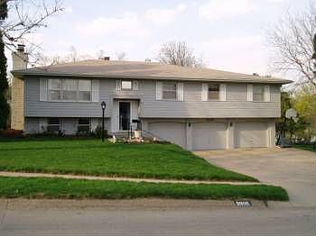 1st image of 9906 Emmet St