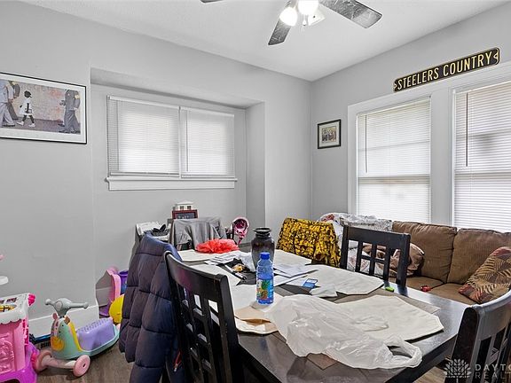 5th image of 313 Kenilworth Ave