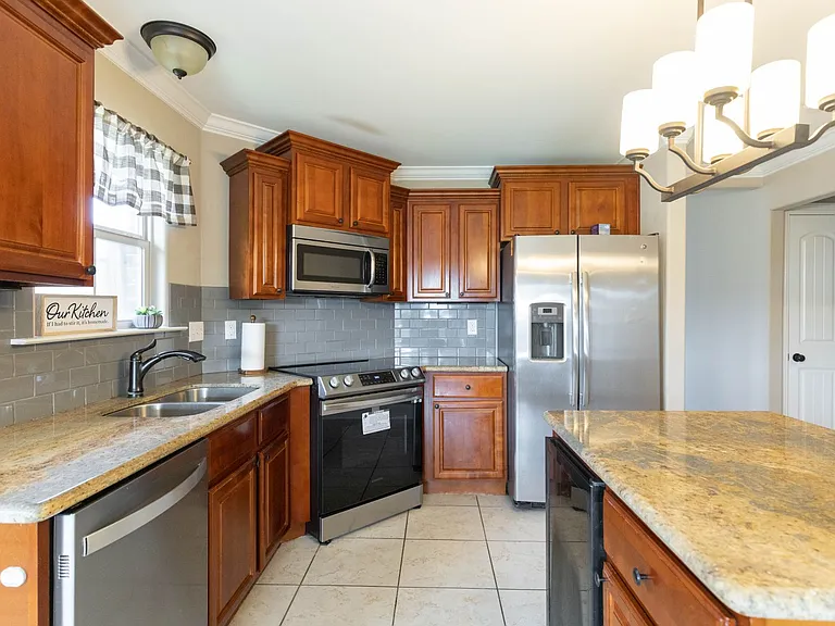 515 Palm Breeze — Photo 2