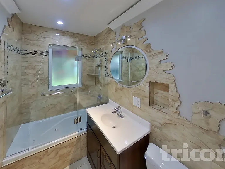 1421 Redwood Dr — Photo 11