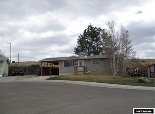 1184 Palisades Ct, Rock Springs, WY 82901