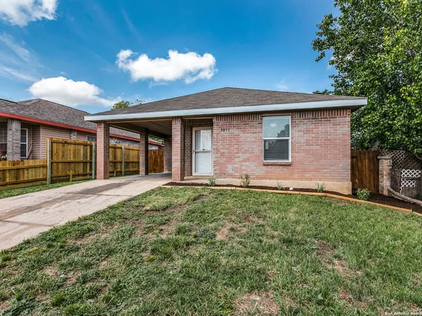 9035 PORT SHIRE DR, San Antonio, TX 78242
