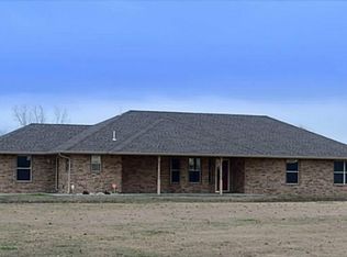 201 E Lakeview Dr, Tecumseh, OK 74873