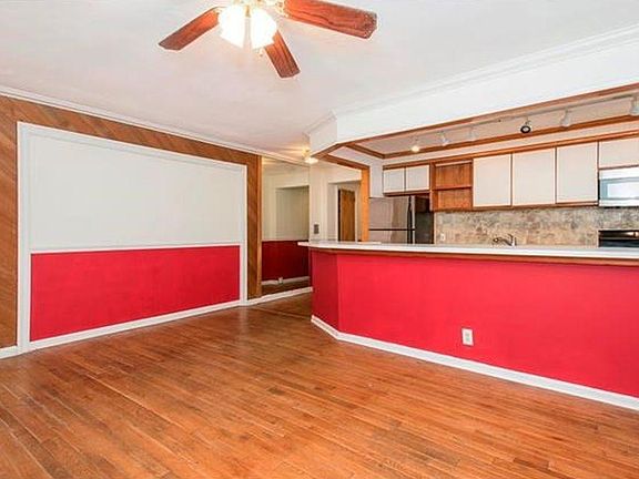 5th image of 70 Davenport Ave #2