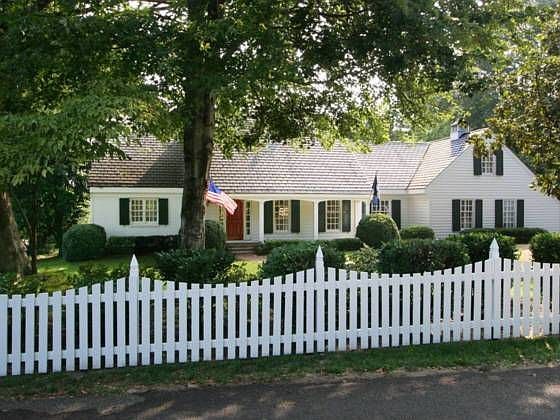 1st image of 1233 Rothesay Cir
