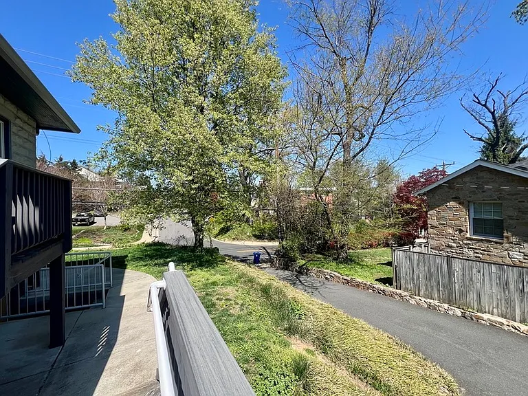 4124 Lee Hwy — Photo 23