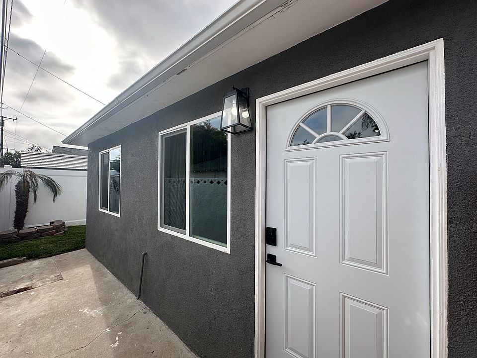 1st image of 402 W Doris Ave #2