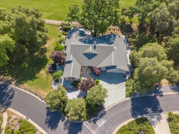 379 Perlina Ter, Angels Camp, CA 95222